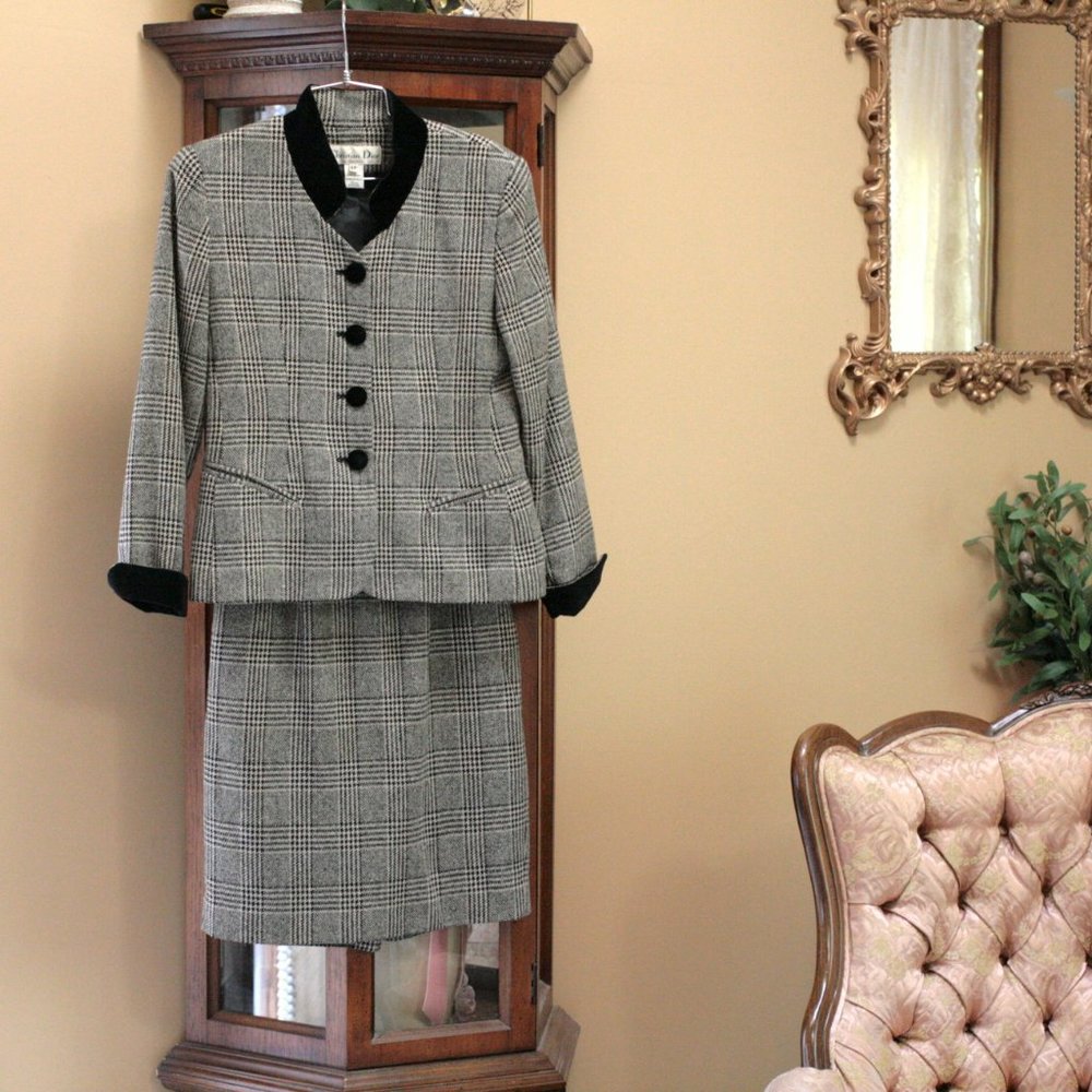 Vintage Christian Dior Wool Silk Velvet two piece Skirt Suit Set houndstooth 4-6